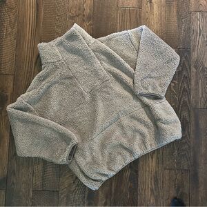 Mock neck sherpa fleece pullover NWT